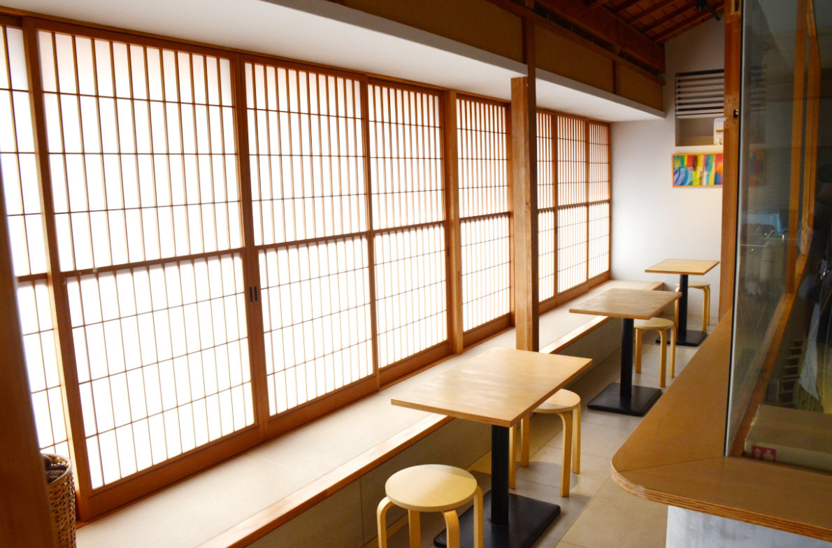 haccoba Brewery interior seating