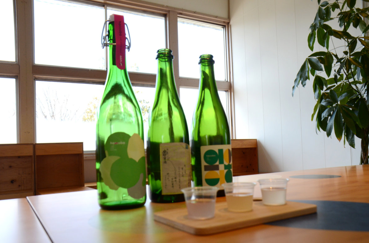 Tasting craft sake